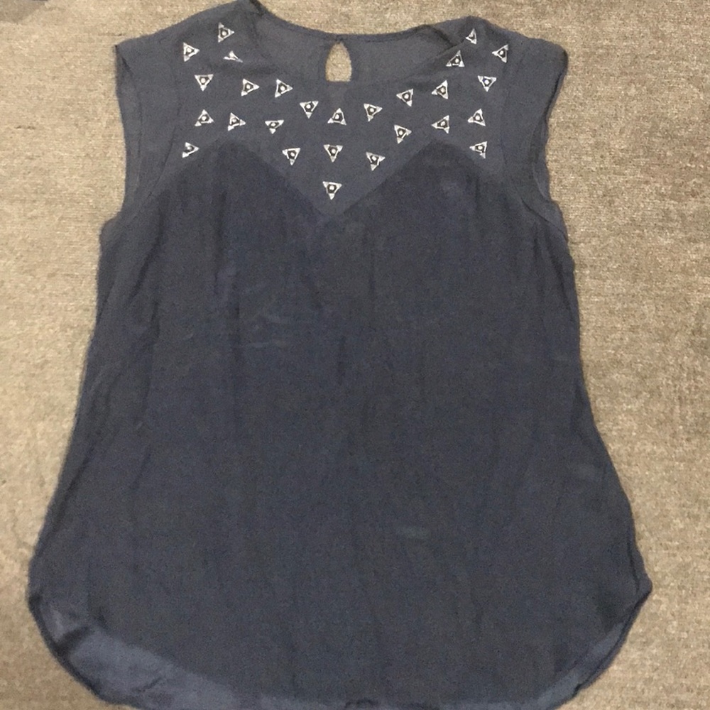 Sleeveless top